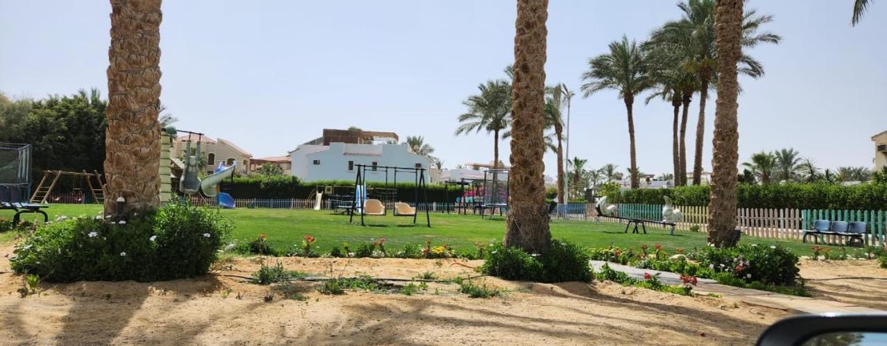 Luxury In Jaz Little Venice Elsokhna Golf With Private Garden & Pool View - Families Only *